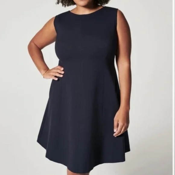 NWT Spanx Perfect Fit and Flare Dress in Navy - Picture 4 of 4